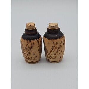 Wooden Souvenir Salt & Pepper Vintage Shakers Jug Shakers Mt Vernon Va